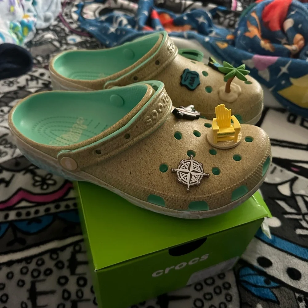 Crocs Margaritaville Tan and Green Clogs - Picture 2 of 4